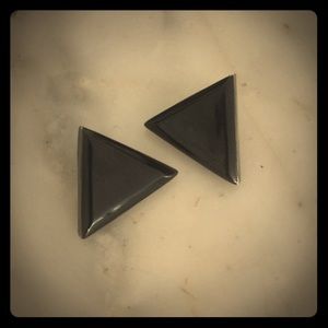 Sterling silver onyx black triangle earrings studs